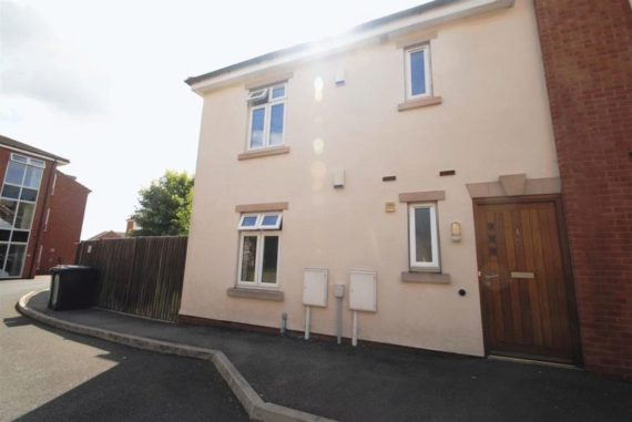 2 Bedroom Flat